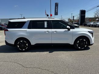 New 2026 Kia Carnival EX video 2