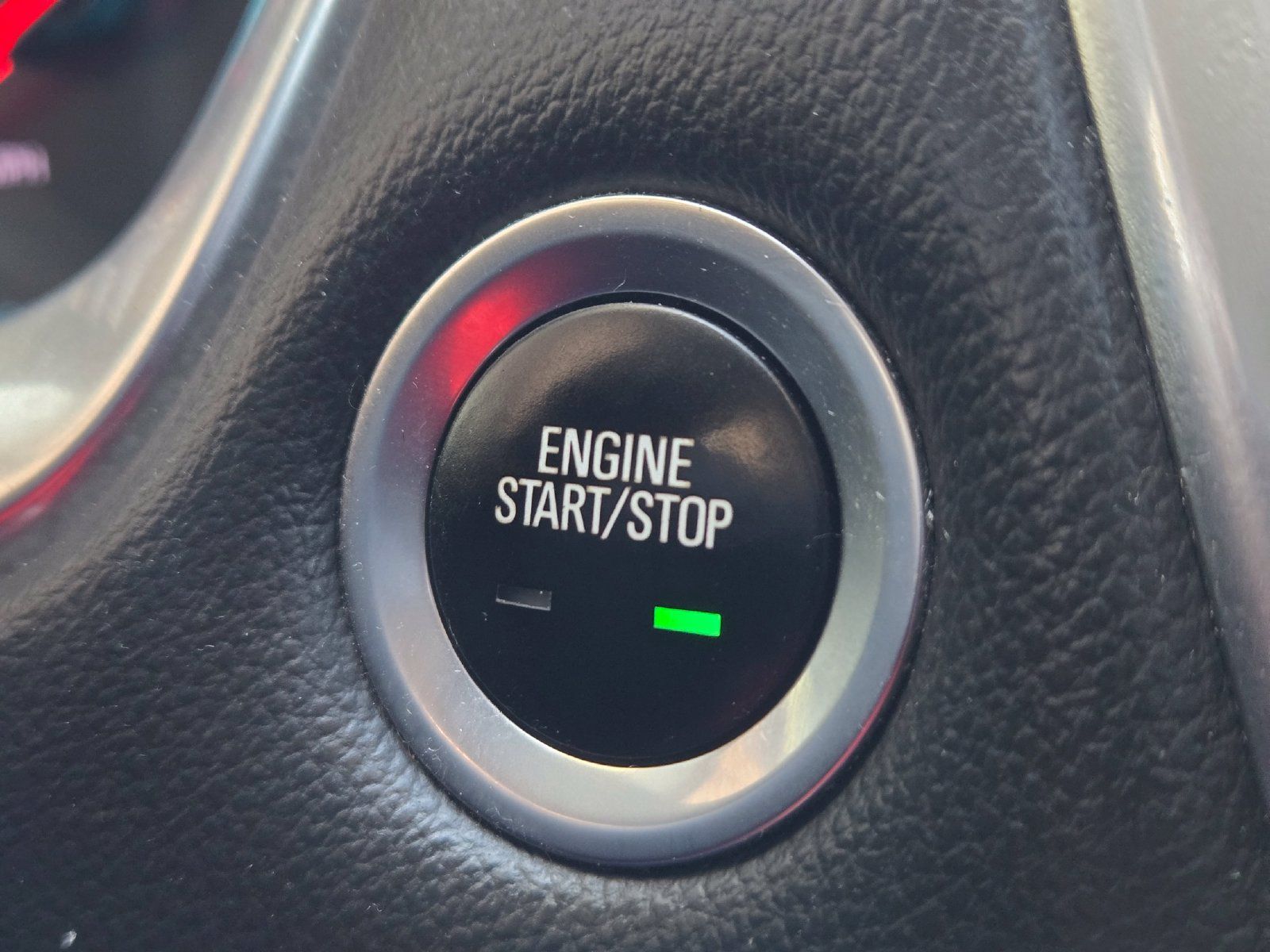 Used 2018 Chevrolet Traverse LT FWD image 21