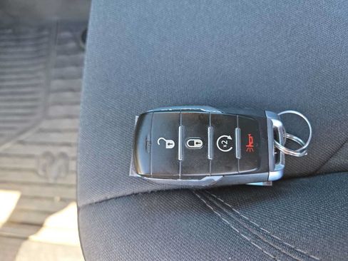 Used 2023 RAM 1500 Big Horn AWD/4WD image 28