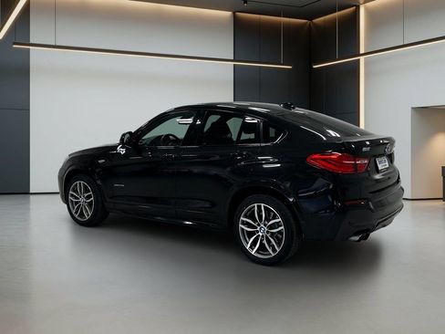 Used 2017 BMW X4 xDrive28i AWD/4WD image 3