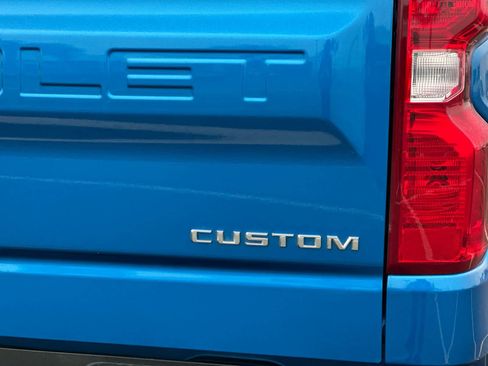Used 2023 Chevrolet Silverado 1500 Custom image 24