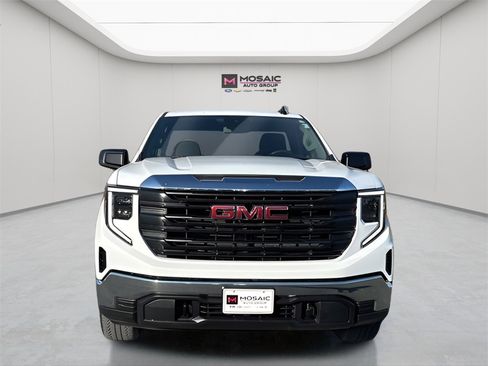Used 2024 GMC Sierra 1500 Pro w/ Pro Value Package image 2