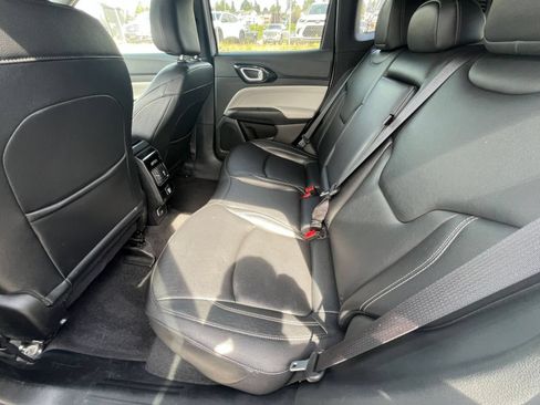 Used 2025 Jeep Compass Limited AWD/4WD image 27