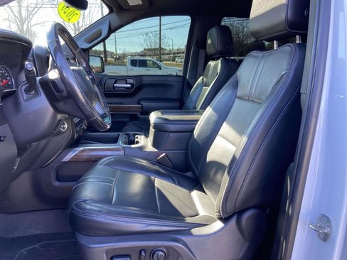 Used 2020 Chevrolet Silverado 1500 High Country w/ Technology Package image 6