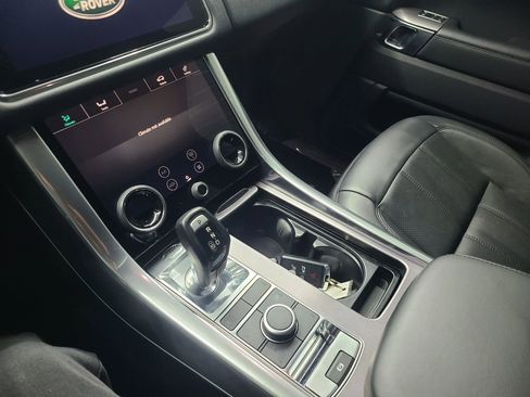 Used 2018 Land Rover Range Rover Sport HSE image 27