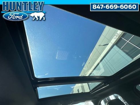 Used 2019 Ford F150 Platinum w/ Equipment Group 701A Luxury image 13