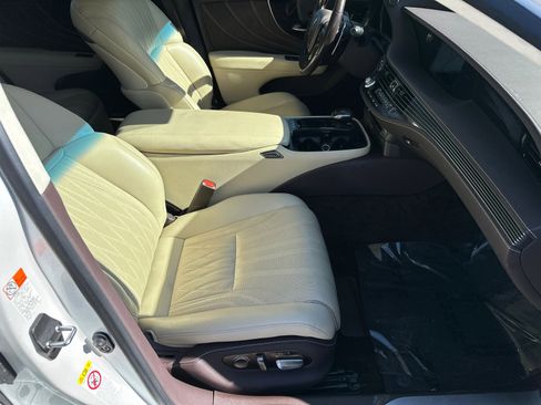 Used 2018 Lexus LS 500h image 13