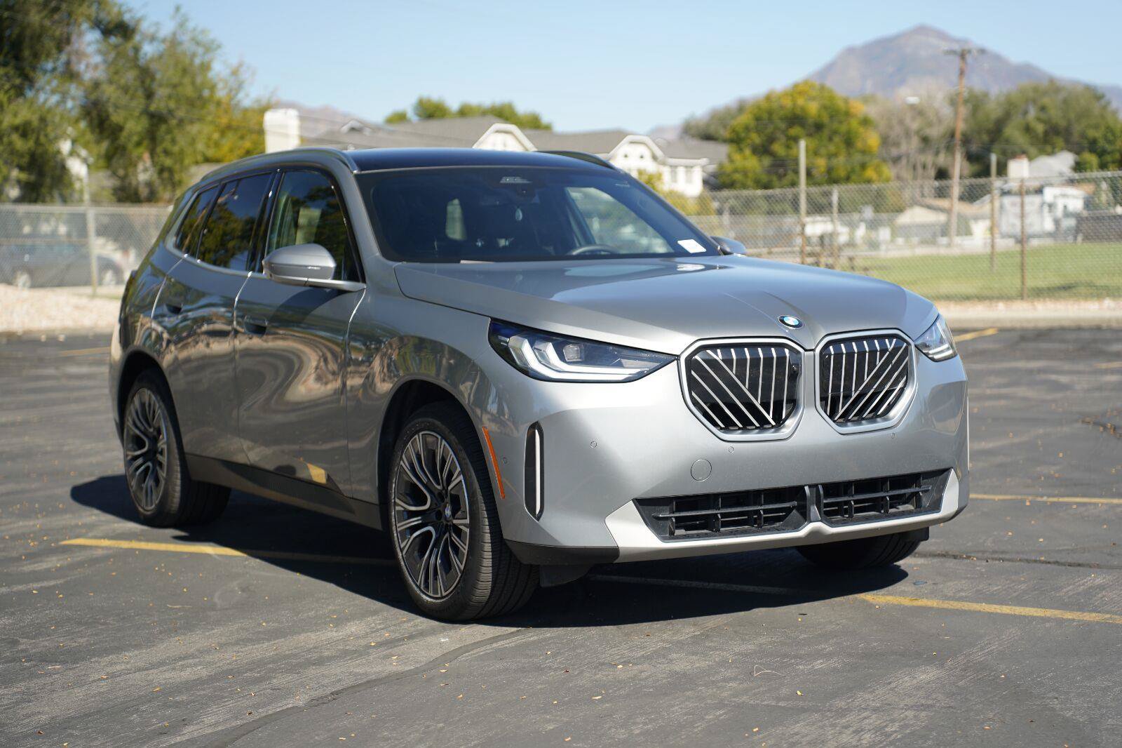 Used 2026 BMW X3 xDrive30i w/ Premium Package AWD/4WD image 7