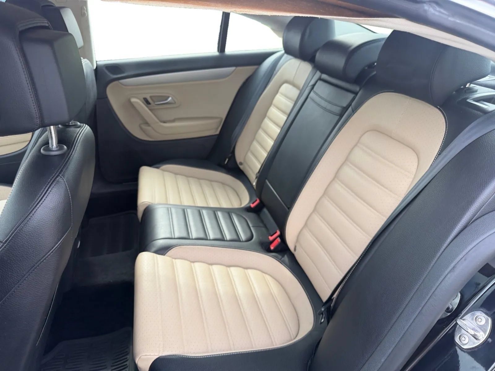 Used 2015 Volkswagen CC Sport FWD image 16
