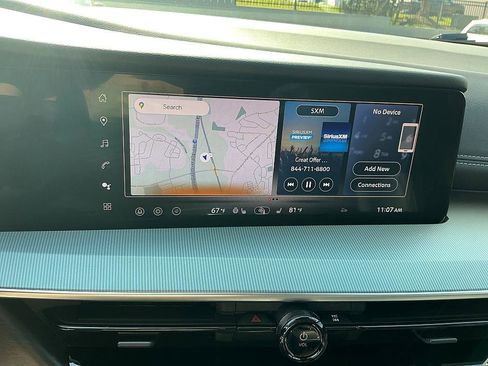 Certified 2025 Nissan Murano SL image 16