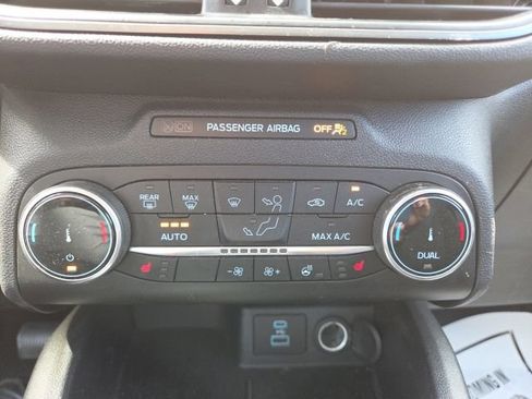 Certified 2023 Ford Escape Active w/ Cold Weather Package FWD image 33