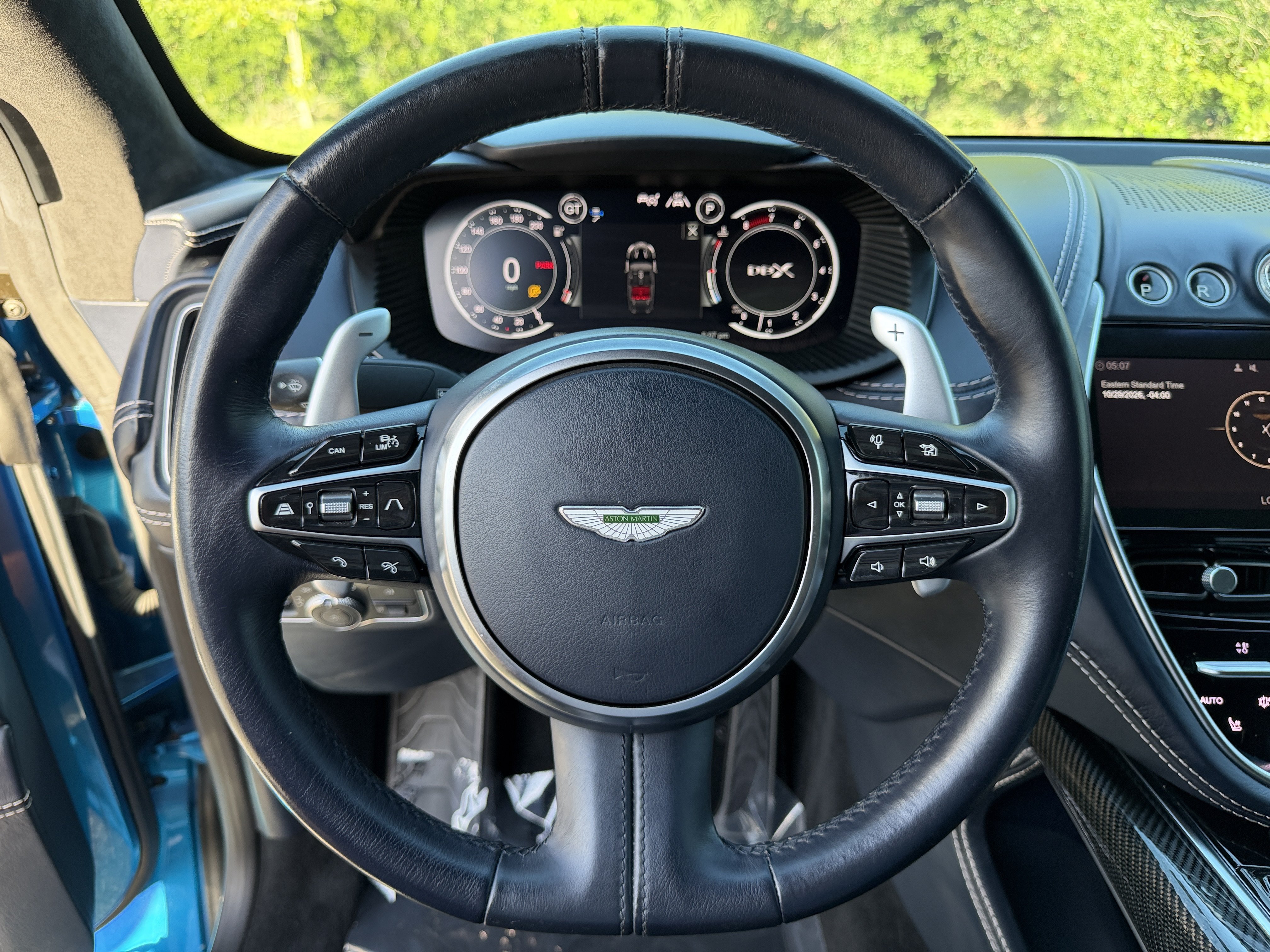 Used 2021 Aston Martin DBX AWD/4WD image 21