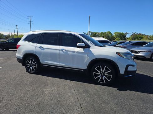 Certified 2020 Honda Pilot Touring image 2