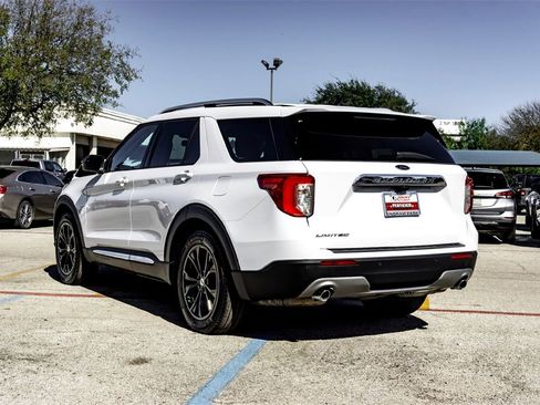 Used 2024 Ford Explorer Limited image 7