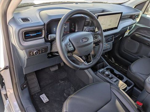 New 2026 Ford Maverick Lobo image 3