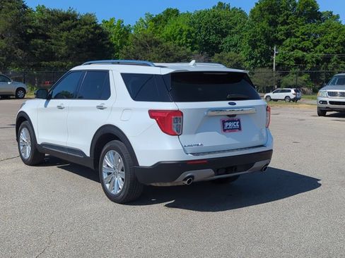 Certified 2023 Ford Explorer Limited w/ Equipment Group 301A image 9