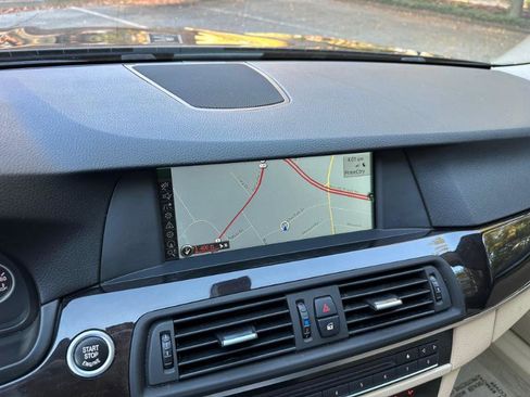 Used 2011 BMW 535i Sedan image 29