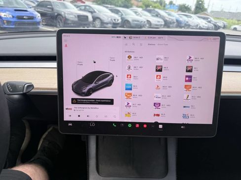 Used 2022 Tesla Model 3 Standard Range RWD image 22