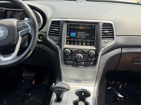 Used 2015 Jeep Grand Cherokee Altitude AWD/4WD image 14