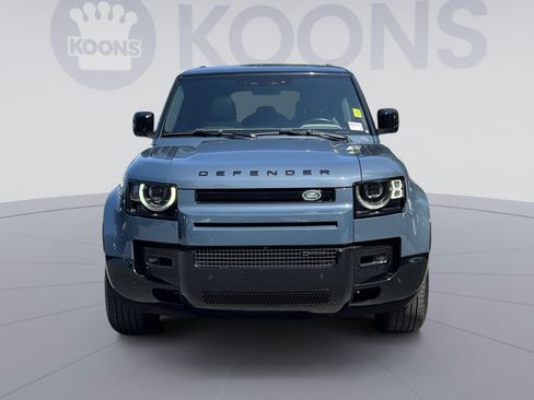 Used 2022 Land Rover Defender 110 X-Dynamic HSE AWD/4WD image 4