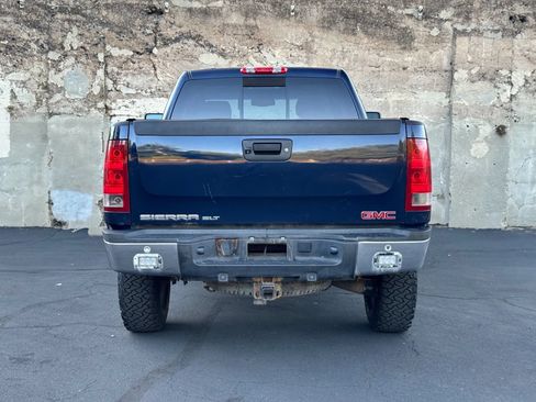 Used 2010 GMC Sierra 2500 SLT AWD/4WD image 7