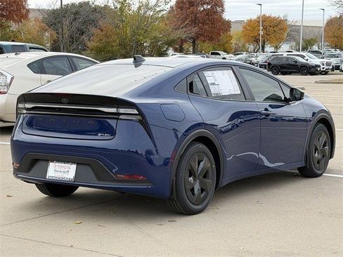 New 2026 Toyota Prius Plug-In Hybrid image 4