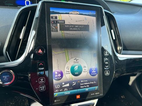 Used 2019 Toyota Prius Prime Advanced FWD image 25