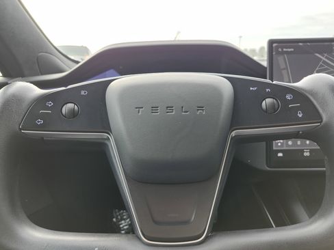 Used 2022 Tesla Model S AWD/4WD image 27