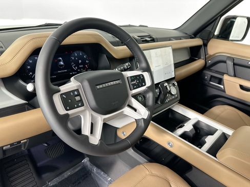 Used 2026 Land Rover Defender 110 S AWD/4WD image 10