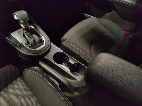 Used 2023 Kia Forte LXS image 26