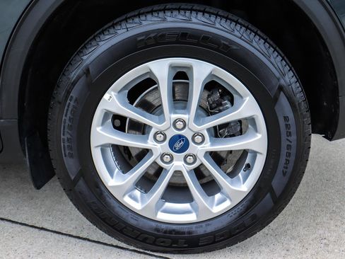 Used 2022 Ford Escape SE w/ Cold Weather Package image 22