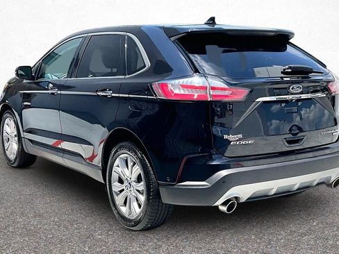Used 2019 Ford Edge Titanium w/ Equipment Group 301A AWD/4WD image 5