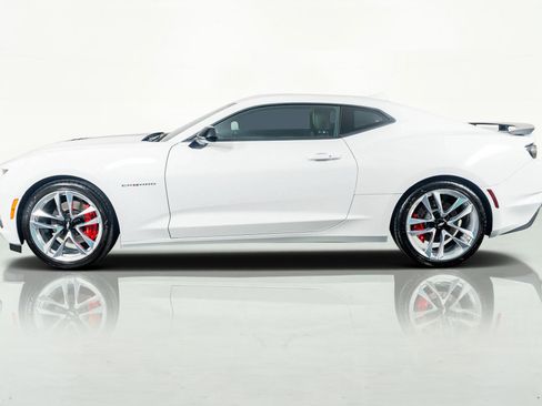 Used 2024 Chevrolet Camaro SS image 16