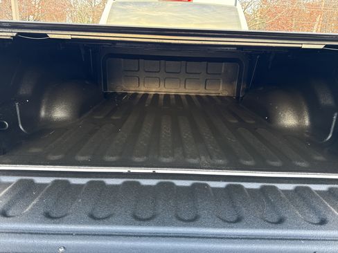 Used 2021 RAM 1500 Classic Warlock w/ Trailer & Traction Group image 12