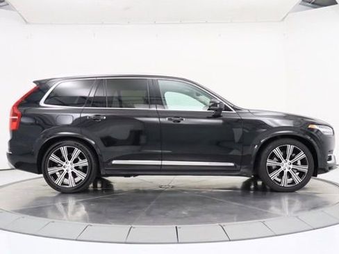 Used 2021 Volvo XC90 T8 Inscription w/ Lounge Package AWD/4WD image 6