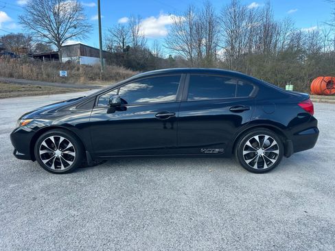 Used 2012 Honda Civic LX image 2