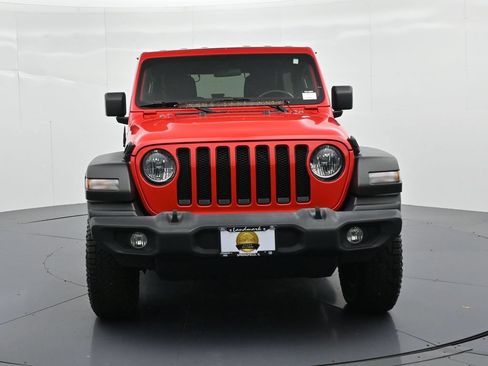 Used 2019 Jeep Wrangler Unlimited Sport AWD/4WD image 3