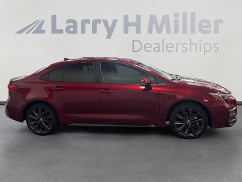 Certified 2026 Toyota Corolla SE w/ SE Package FWD image 6
