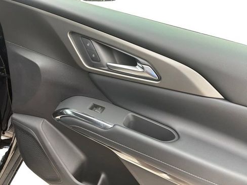 New 2026 Chevrolet Traverse LT w/ Sun and Wheel Package image 14