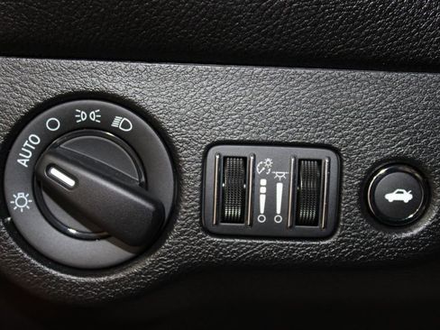 Used 2023 Dodge Challenger R/T image 42