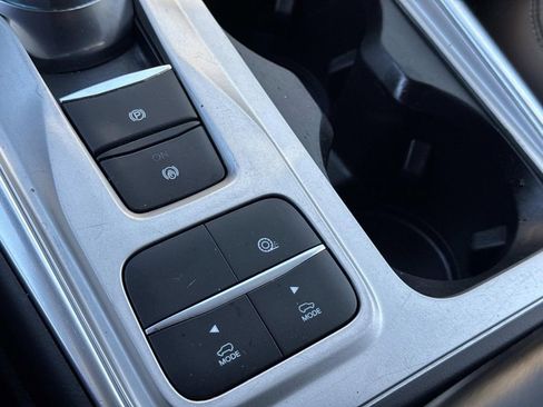 Used 2022 Ford Explorer XLT w/ Equipment Group 202A image 30