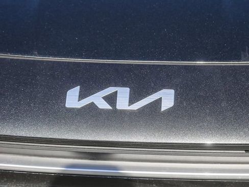 New 2026 Kia Niro LX FWD image 6