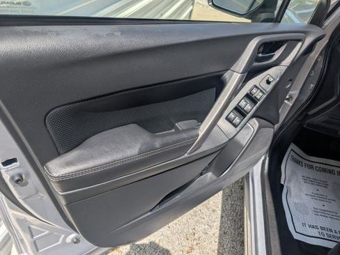 Used 2016 Subaru Forester 2.5i Limited w/ Popular Package #2 AWD/4WD image 6