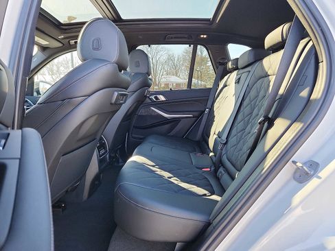 Certified 2023 BMW X5 xDrive45e w/ Executive Package image 10