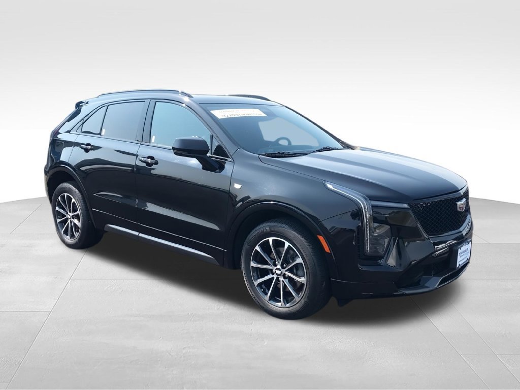 Used 2024 Cadillac XT4 Sport w/ LPO, Floor Liner Package AWD/4WD image 3