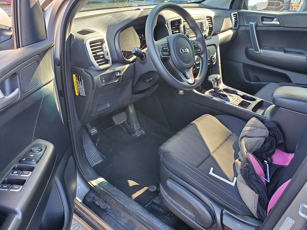 Used 2019 Kia Sportage LX FWD image 6