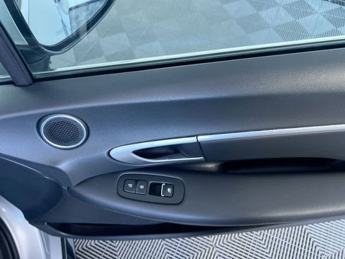 Used 2024 Hyundai Sonata SEL FWD image 29