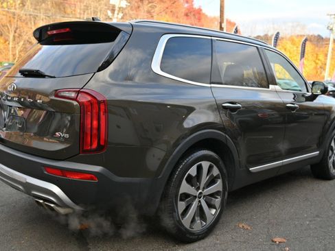 Used 2020 Kia Telluride S w/ S 8 Passenger Seating Package image 8