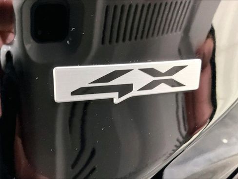 Used 2025 Kia Telluride S image 8