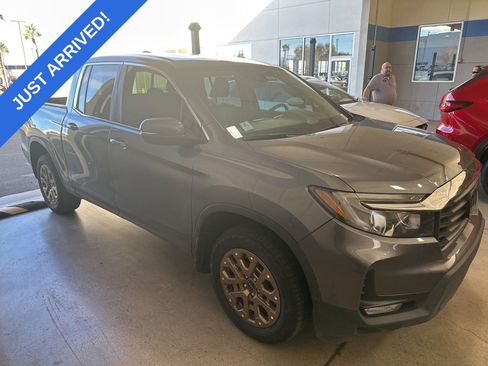 Used 2023 Honda Ridgeline RTL image 2